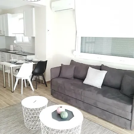 Appartement Fantastic Four Néoi Epivátai