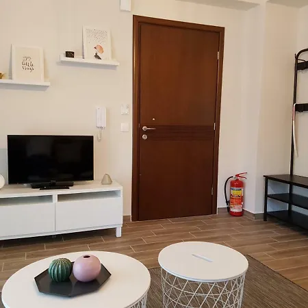 Apartment Fantastic Four *