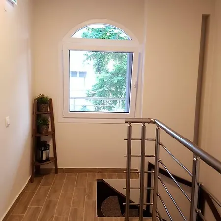 Fantastic Four Apartment Neo Epivates